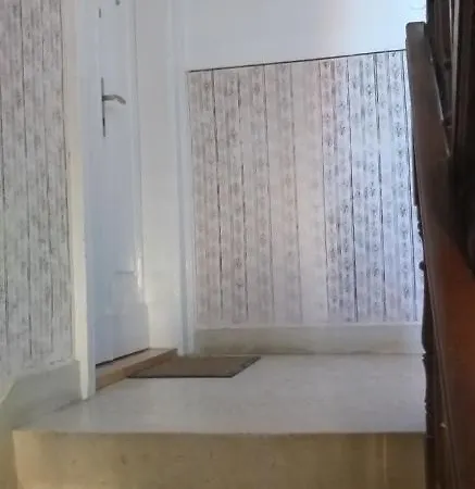 Apartman Lukrecija *