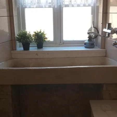 Apartman Lukrecija